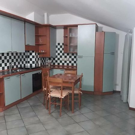 Sirmione, Appartamento Colombare Exteriör bild