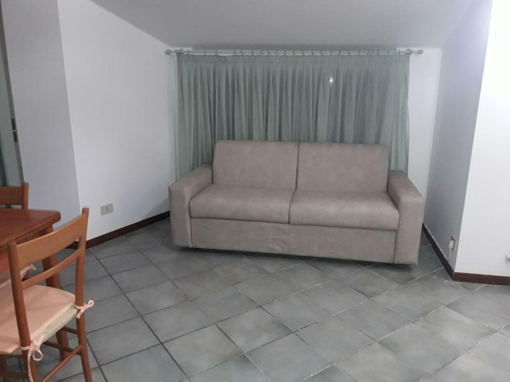 Sirmione, Appartamento Colombare Exteriör bild